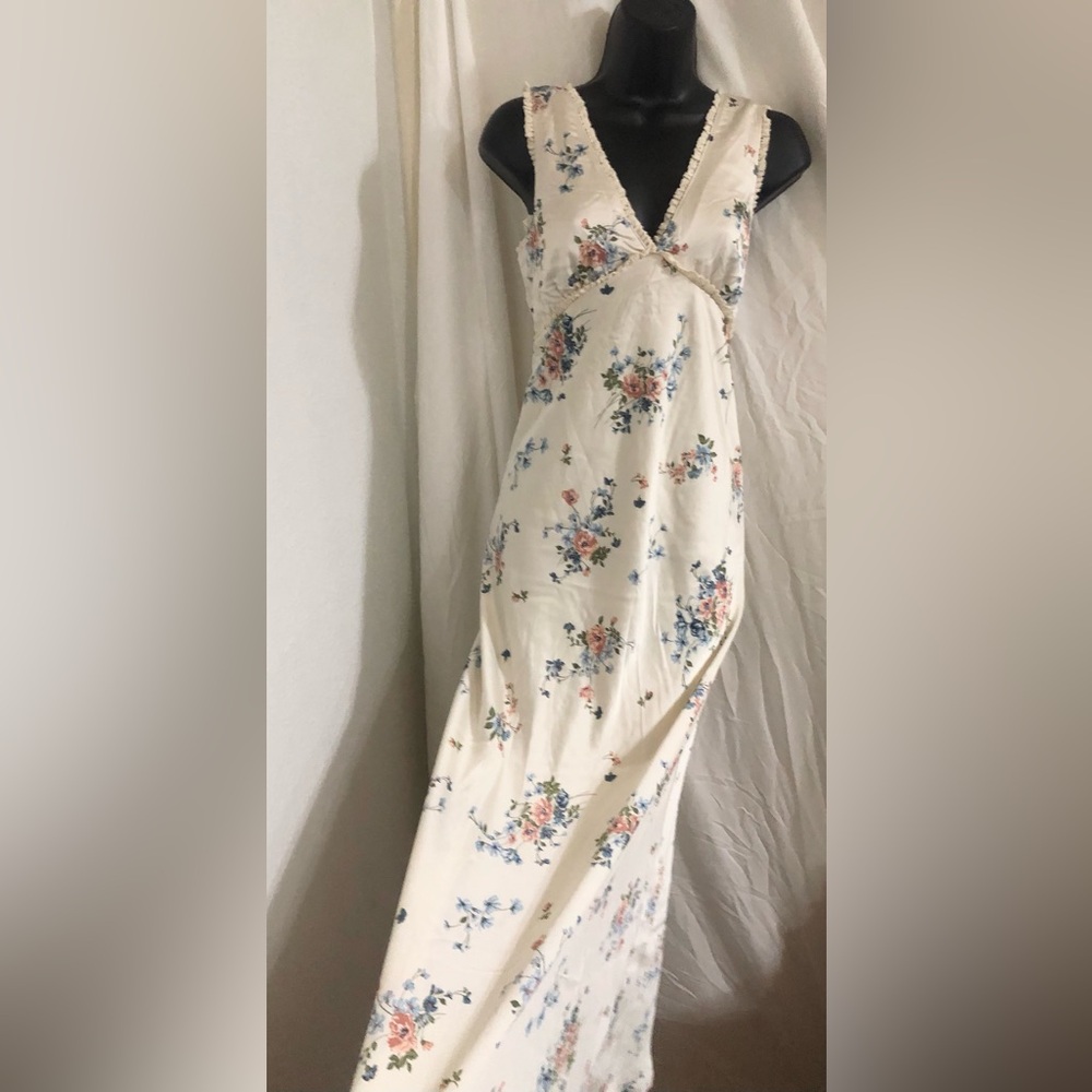 Jessica Simpson cream ditsy floral satin effect maxi dress size medium brand new - Picture 11 of 16